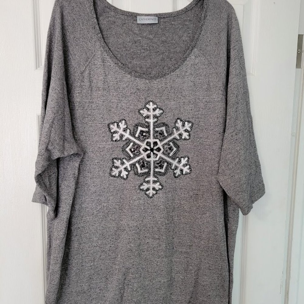 Catherines gray marl long‎ S/S tunic with sequin snowflake 1X